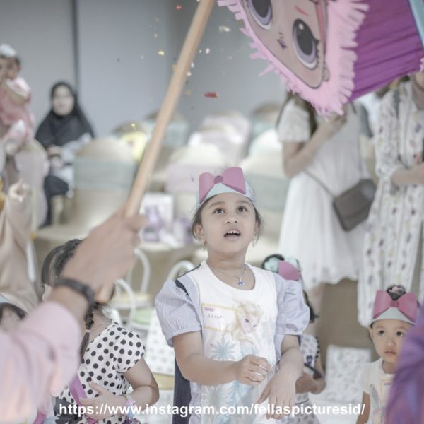 Jasa Video Sweet Seventeen / Birthday Party di Semarang - Anak Kecil Bermain Games