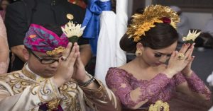 Read more about the article Seni Mengambil Moment Ketika Mengucapkan Sumpah Pernikahan