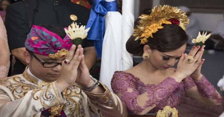 Read more about the article Seni Mengambil Moment Ketika Mengucapkan Sumpah Pernikahan