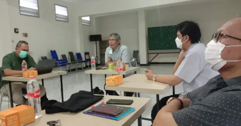 Read more about the article Mengkoordinasikan Tim Video dengan Pihak Keluarga untuk Kesuksesan Pengambilan