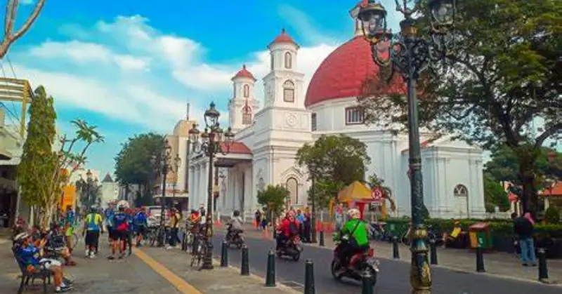 You are currently viewing Lokasi Prewedding Terbaik di Semarang: Abadikan Cinta Anda di Bawah Langit Magis