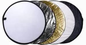 Read more about the article Memanfaatkan Reflektor dalam Sesi Foto Produk Anda