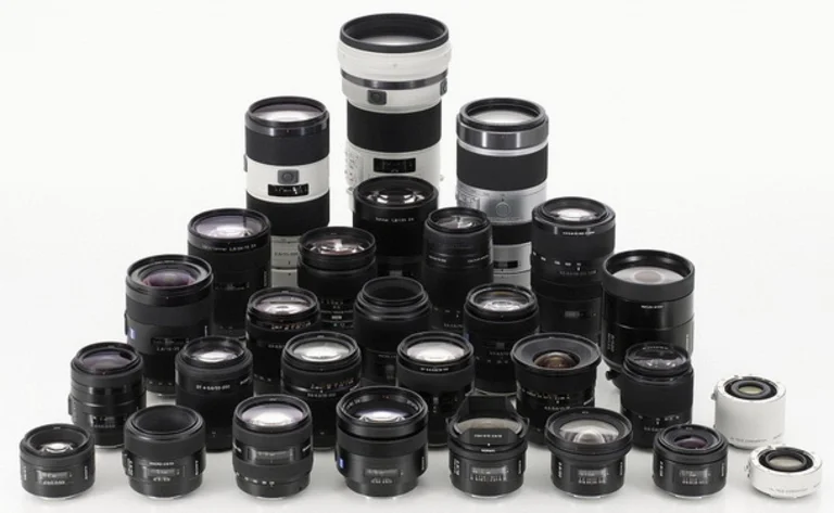 You are currently viewing Kamera dan Lensa Terbaik untuk Hasil Foto Produk yang Tajam